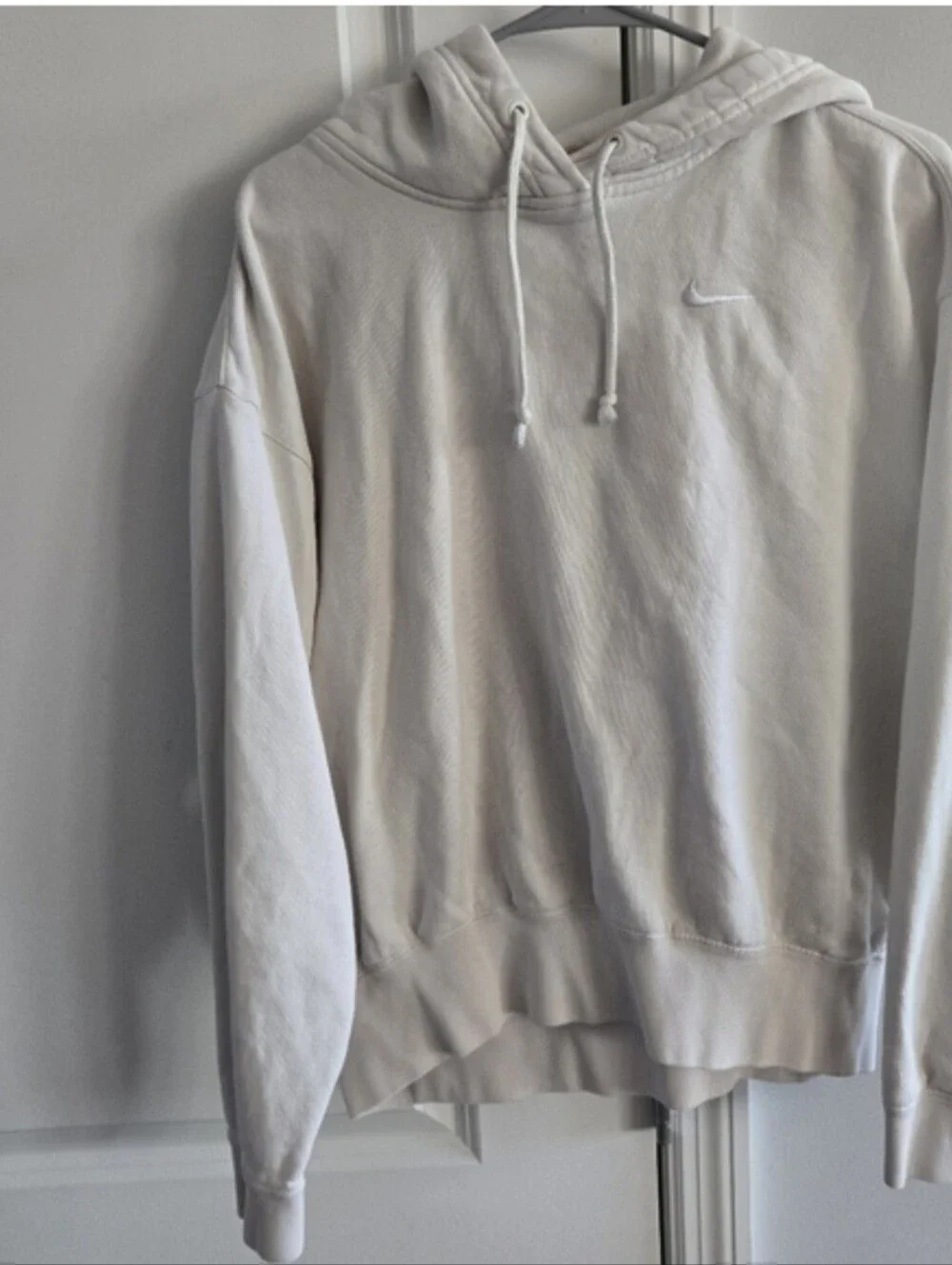 Nike Womens Hoodie - Picture 2 of 6